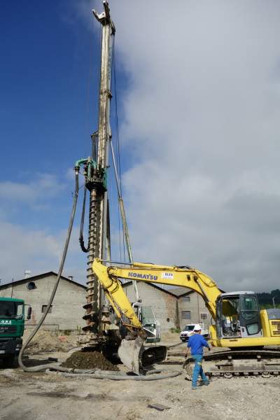 Fondations spéciales : Pieux tarière creuse extension usine ACTON à l'Horme (42)